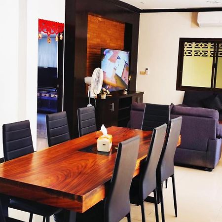 Thai Family Rawai Swimming Pool Villa Hotel Экстерьер фото